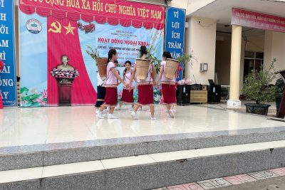 Hoạt động ngoại khoá: Bạo lực học đường, tảo hôn